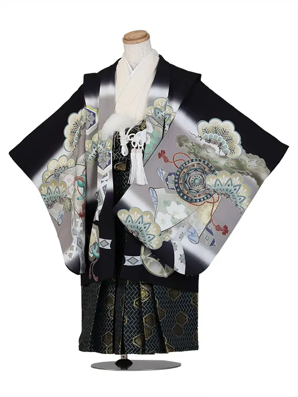 七五三（5歳男児袴）B197/黒/鷹・松・鼓