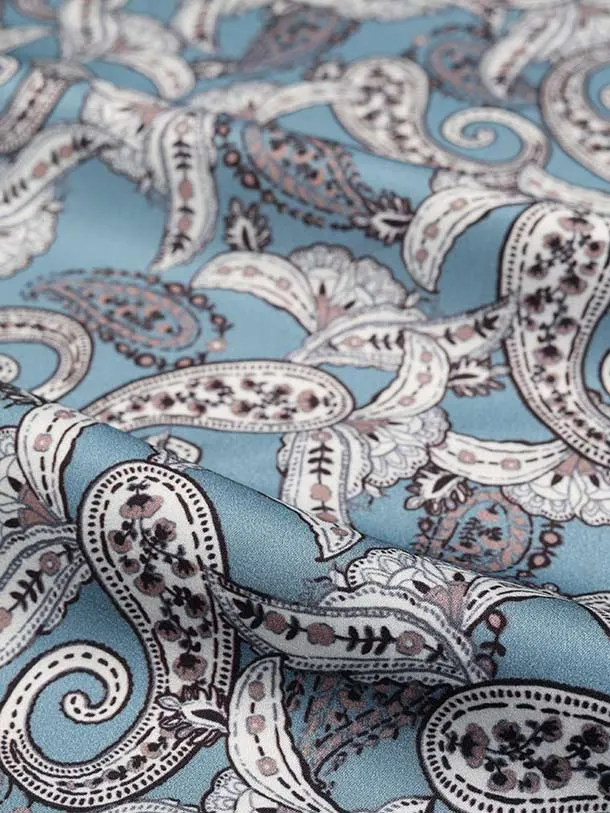 七五三（5歳男児袴）B198/グレー水色/レトロ柄