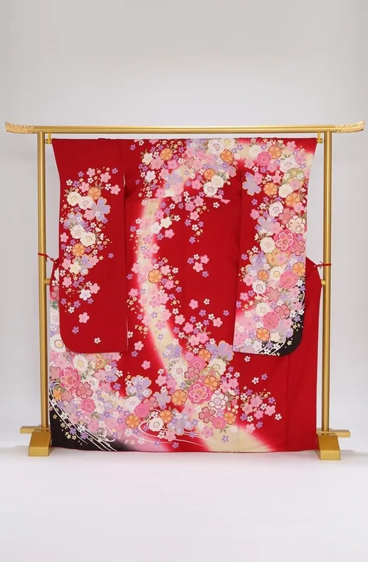 振袖818/赤 桜 流水 雪輪模様