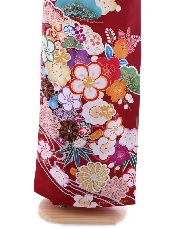 振袖938/ワイン色　七宝つなぎ地模様　松・桜・梅柄