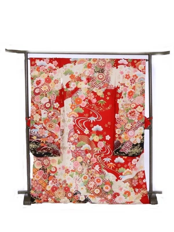 振袖981/赤　菊に牛車　桜に笹