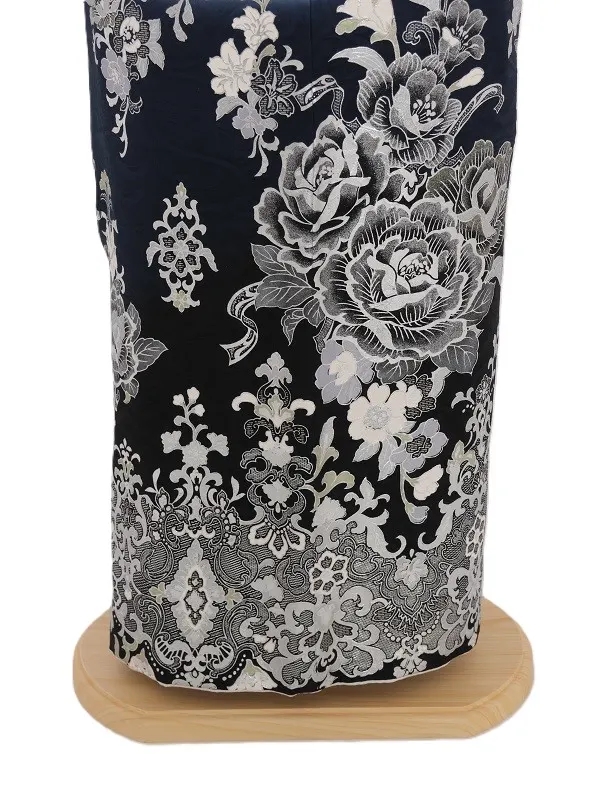 振袖1080/濃紺 薔薇 金彩　桂由美