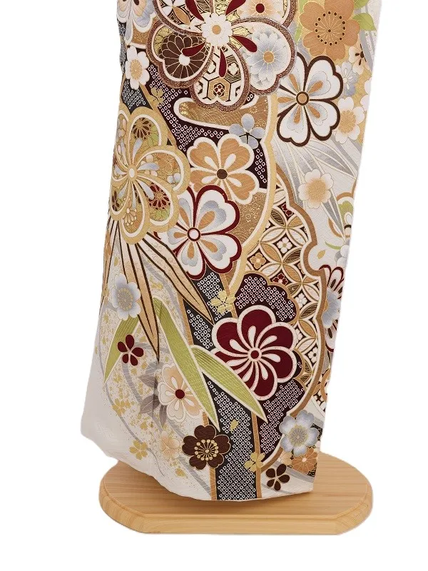 振袖1083/白 ねじ梅 古典柄