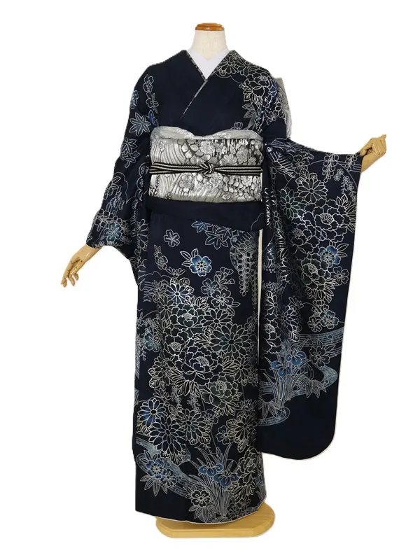 振袖1098/紺地に四季の花 銀彩