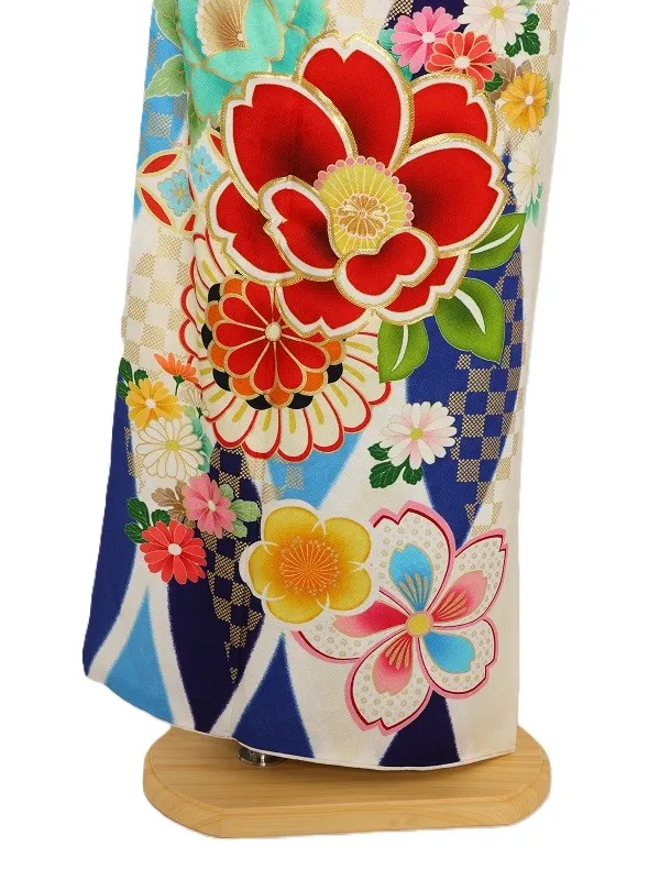 振袖1133/白ﾌﾞﾙｰ椿桜市松【ゆったりサイズ】