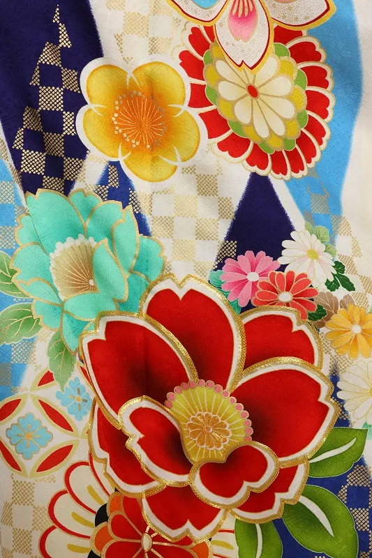 振袖1133/白ﾌﾞﾙｰ椿桜市松【ゆったりサイズ】