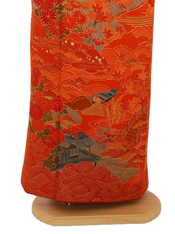 NEO訪問着487/朱赤地に細書き友禅模様