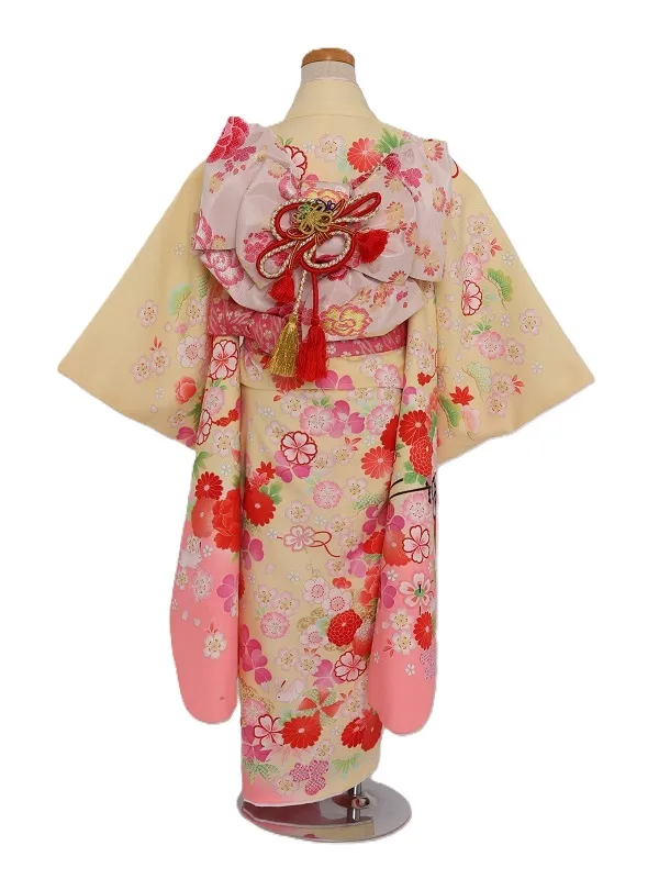 七五三(7歳女児)439/うす黄色裾ﾋﾟﾝｸ牡丹とうさぎ