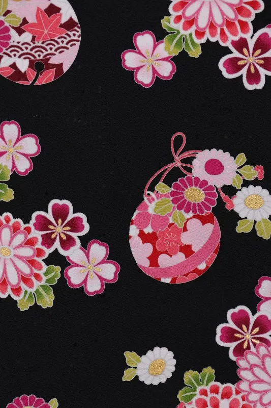 七五三(3歳女児)555/黒地に鈴と菊