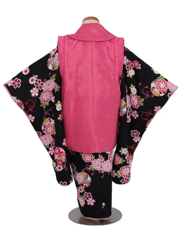 七五三(3歳女児)555/黒地に鈴と菊