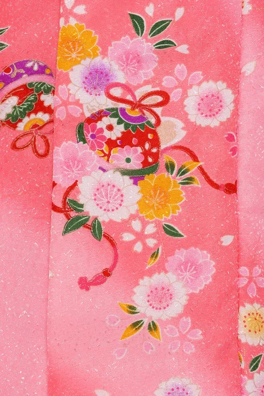 七五三(3歳女児)567/ﾁｪﾘｰﾋﾟﾝｸぼかし鈴に八重桜