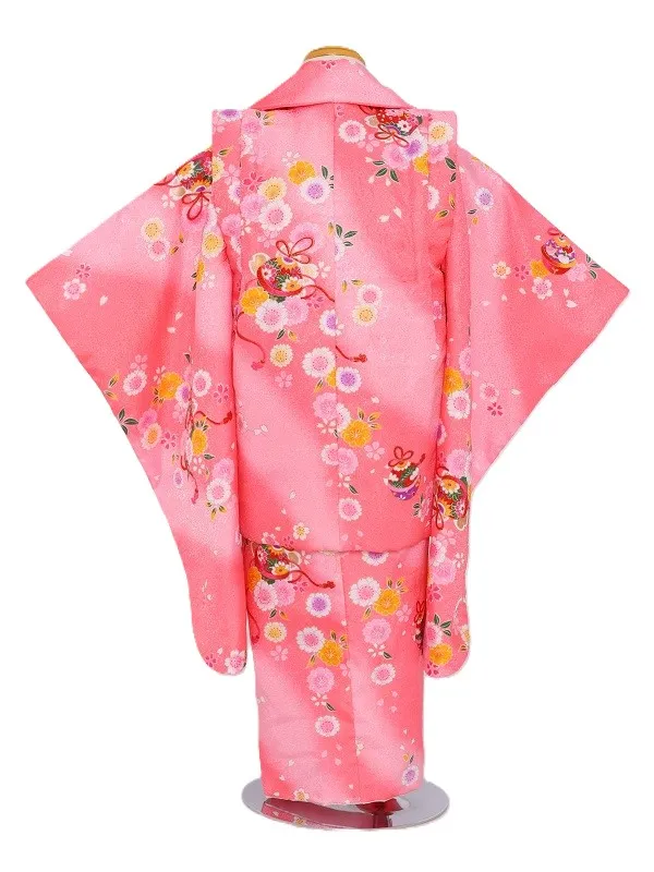 七五三(3歳女児)567/ﾁｪﾘｰﾋﾟﾝｸぼかし鈴に八重桜