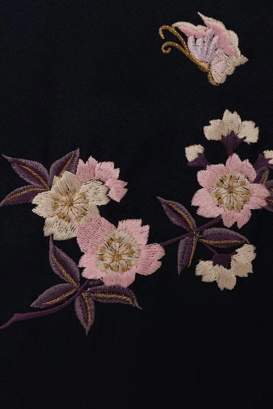 女児袴(7女)352ﾍﾟｰﾙｸﾞﾚｰ ﾚｰｽのﾊｰﾄ 桜×紺袴