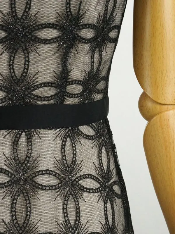 グレースコンチネンタル11号(L)シャイニー刺繍ドレス