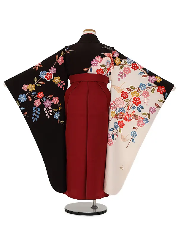 女児袴レンタル(7歳)7191  黒白しだれ桜 折り鶴×エンジ
