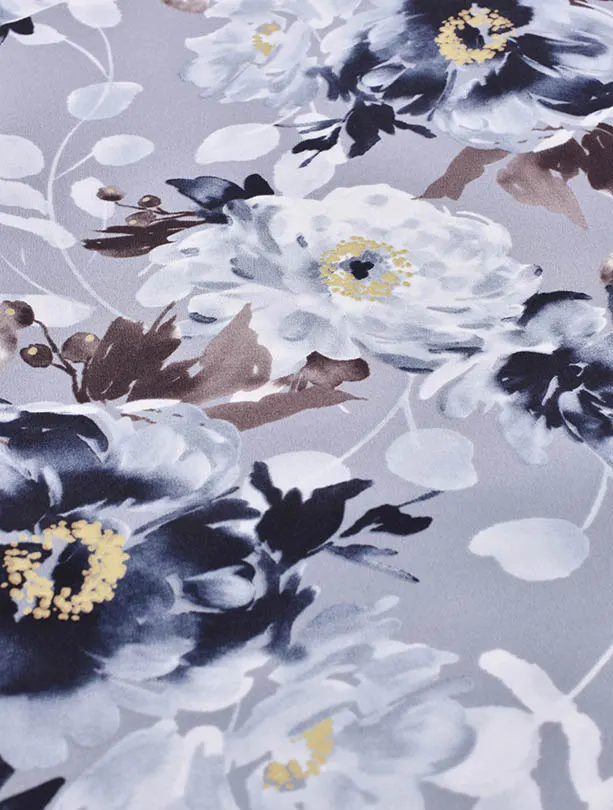 卒業袴 ﾚﾝﾀル035スモーキーグレーの大花柄 × グレ―袴