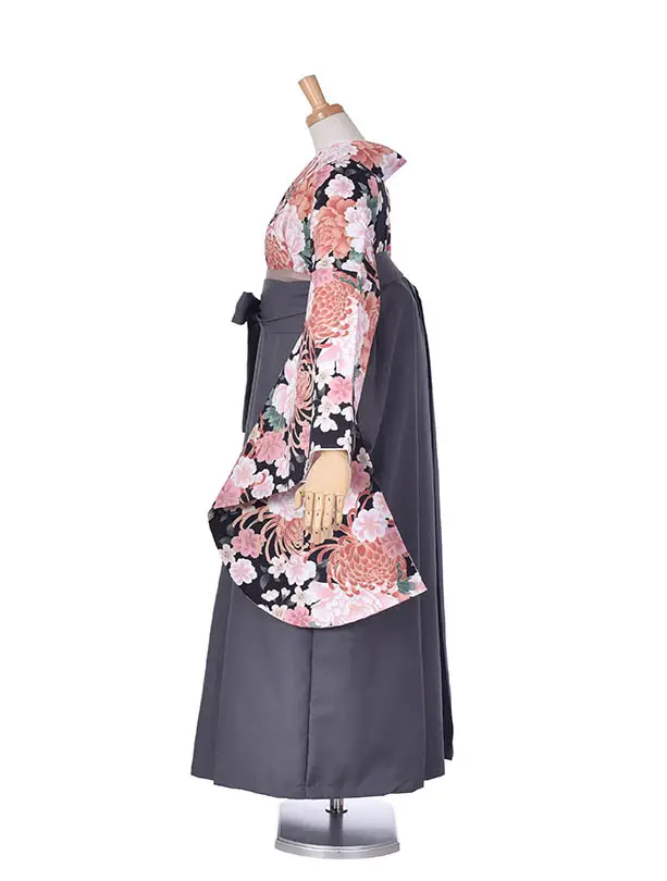 卒業袴 ﾚﾝﾀル040黒地に牡丹・桜柄の二尺袖 × グレー袴